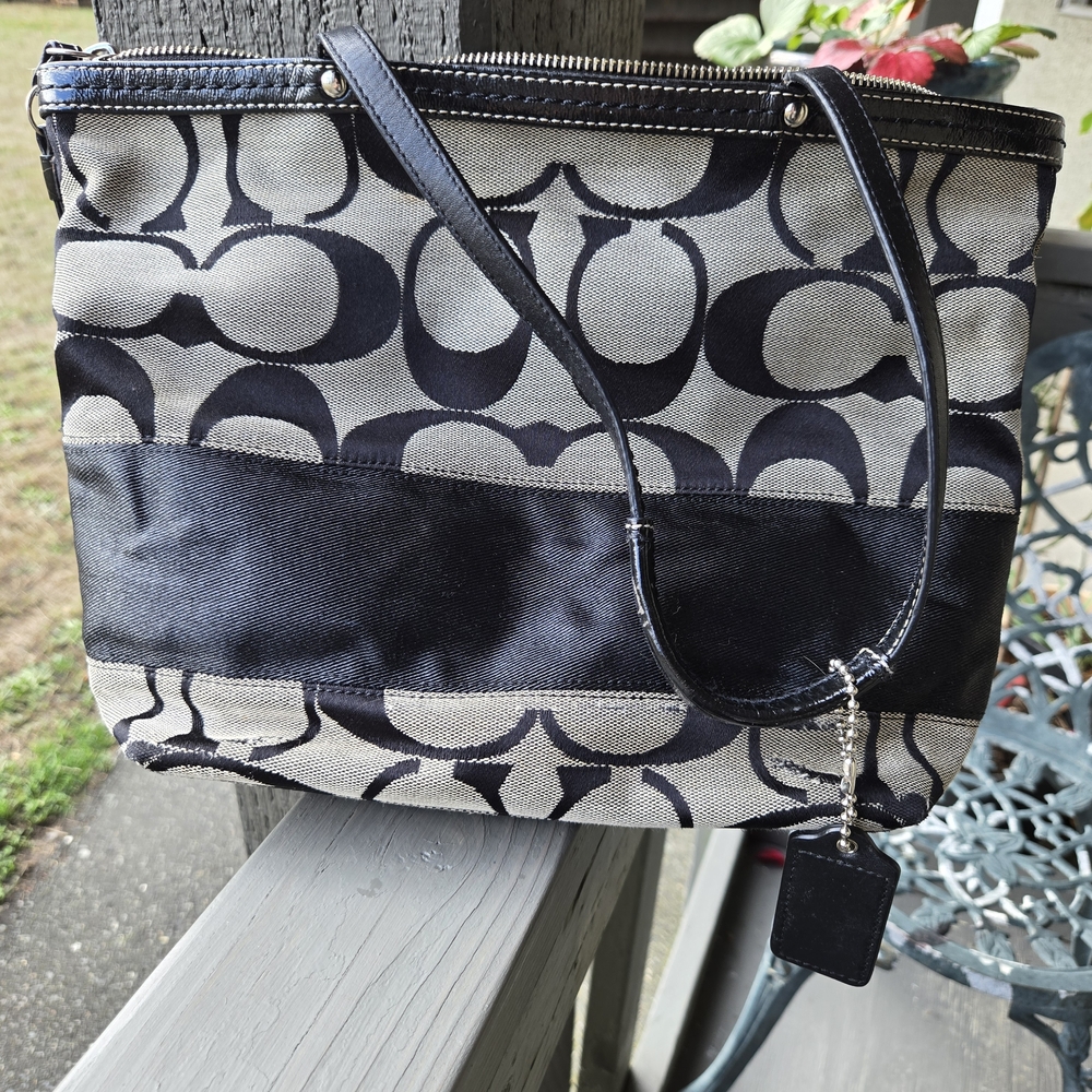 Coach Branded Stylish Black and Gray Tote Bag - Picture 1 of 8